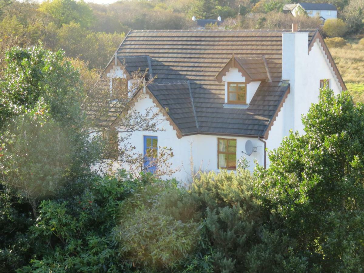 Letterfrack Farm Cottage In Village On A Farm Beside Connemara National Park Экстерьер фото